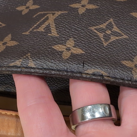 Authentic Louis Vuitton Monogram Melie Hobo Bag - Picture 9 of 11